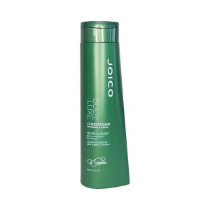 Tes cheveux ont besoin de corps et de volume? Prends ça!