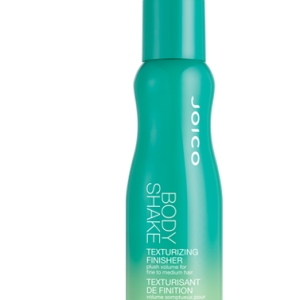 Tu veux un spray texture volumisant pour tes cheveux fins? Prends ça!