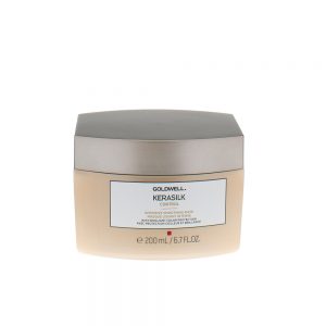 LE masque pour tes cheveux qui ont un traitement lissant. Prends ça!