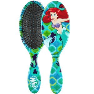 La princesse Ariel aimerait t&rsquo;aider à démêler tes cheveux sans douleur et sans les abîmer. Prends ça!