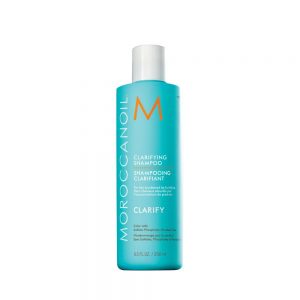 Pour tes cheveux alourdis par l’accumulation de produits. Prends ça!